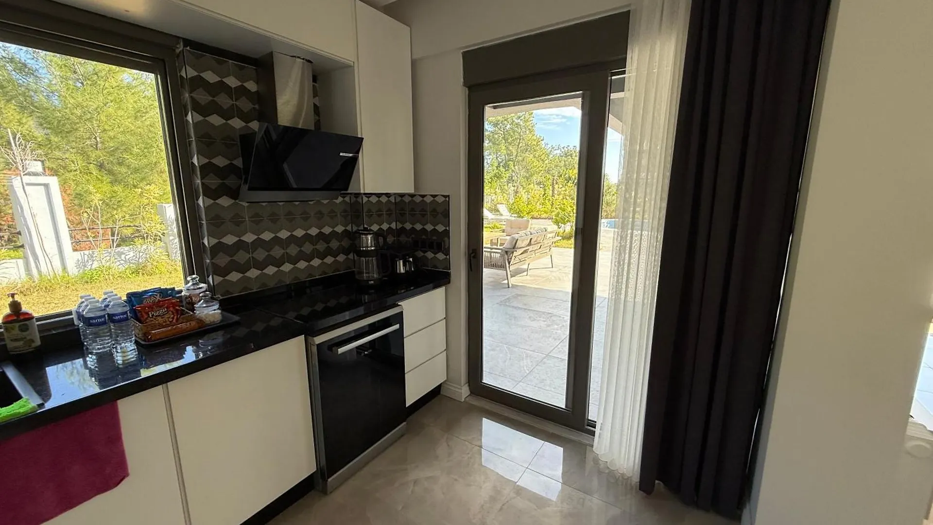 Canyon Villa Goeynuek Kemer Antalya With Pool