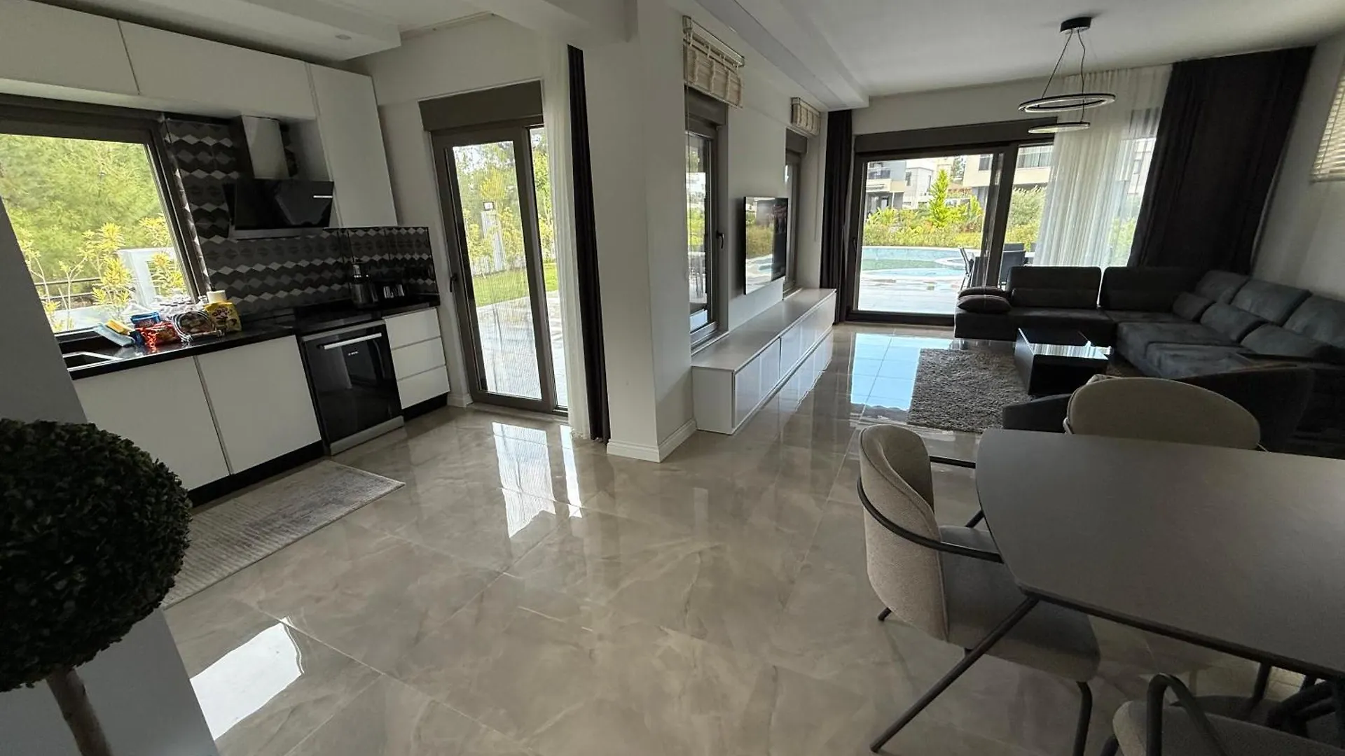 Canyon Villa Goeynuek Kemer Antalya With Pool