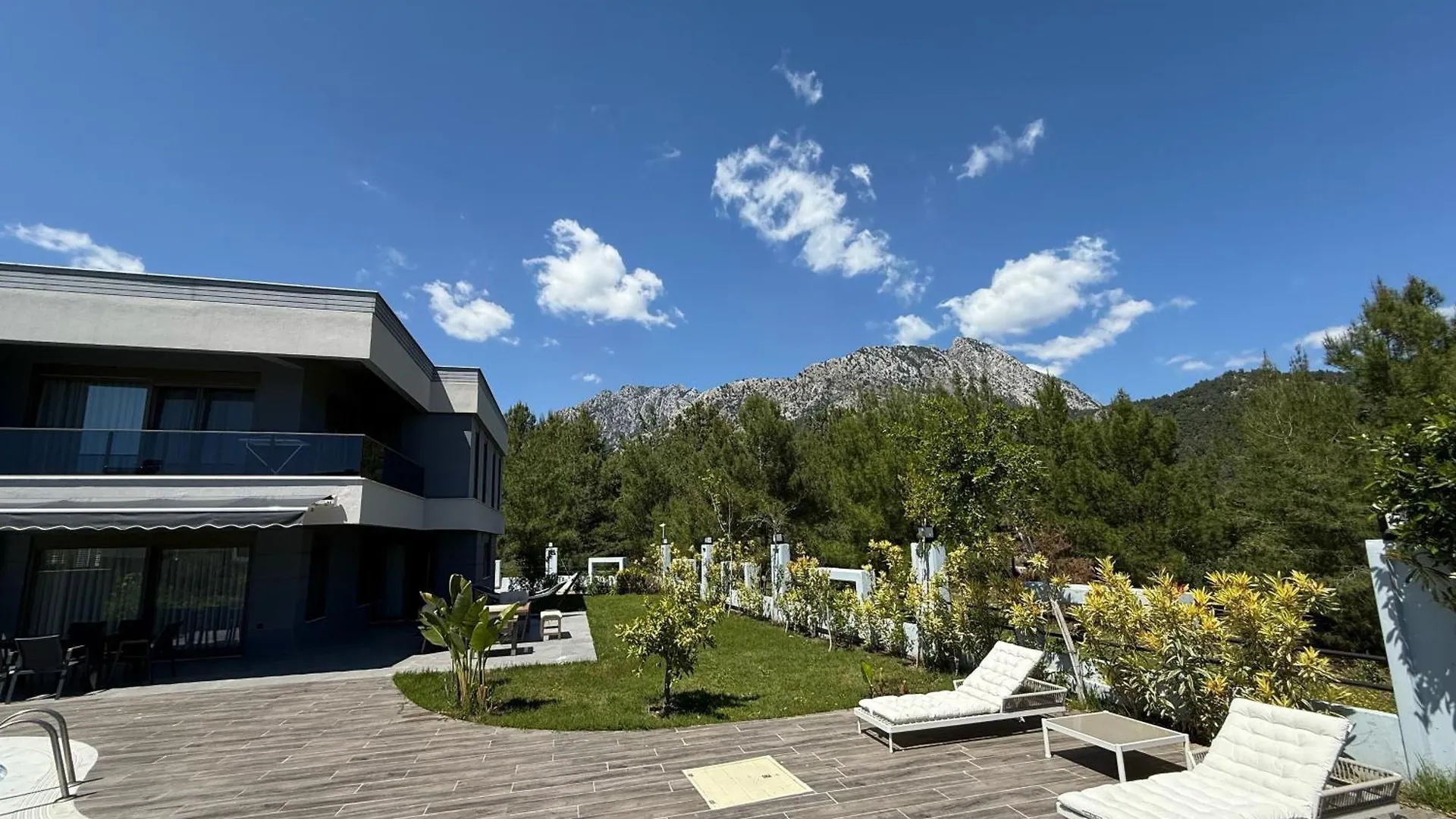 Canyon Villa Goeynuek Kemer Antalya With Pool טורקיה